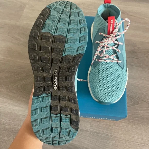 Hiking Shoes - Picture 4 of 5